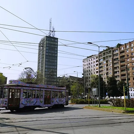 Repubblica 1 Milan