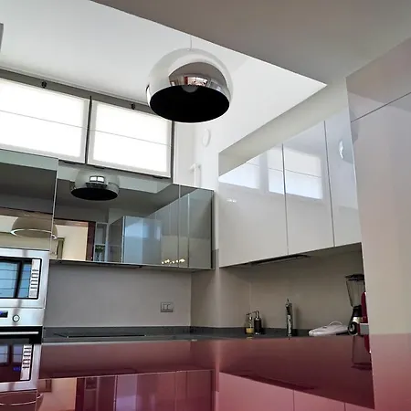 Repubblica 1 Apartman Milánó